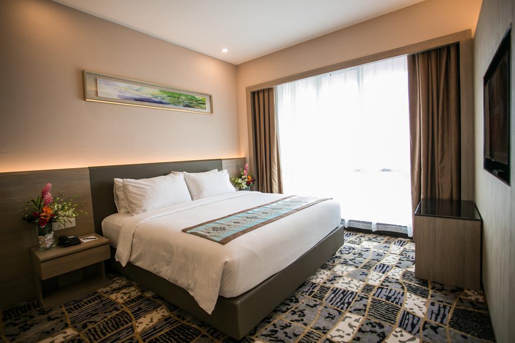 V8 Hotel Джохор Бахру Екстериор снимка