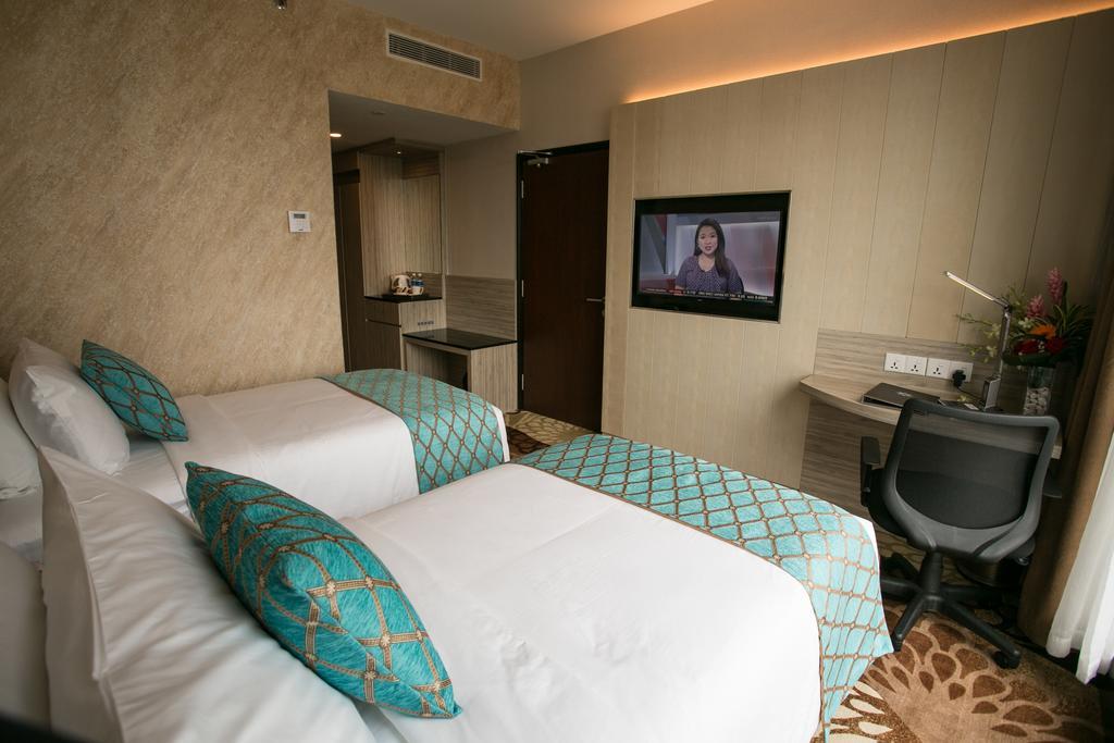 V8 Hotel Джохор Бахру Екстериор снимка